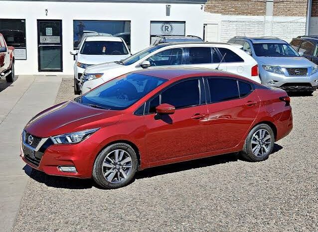 
								Nissan Versa 2018 full									